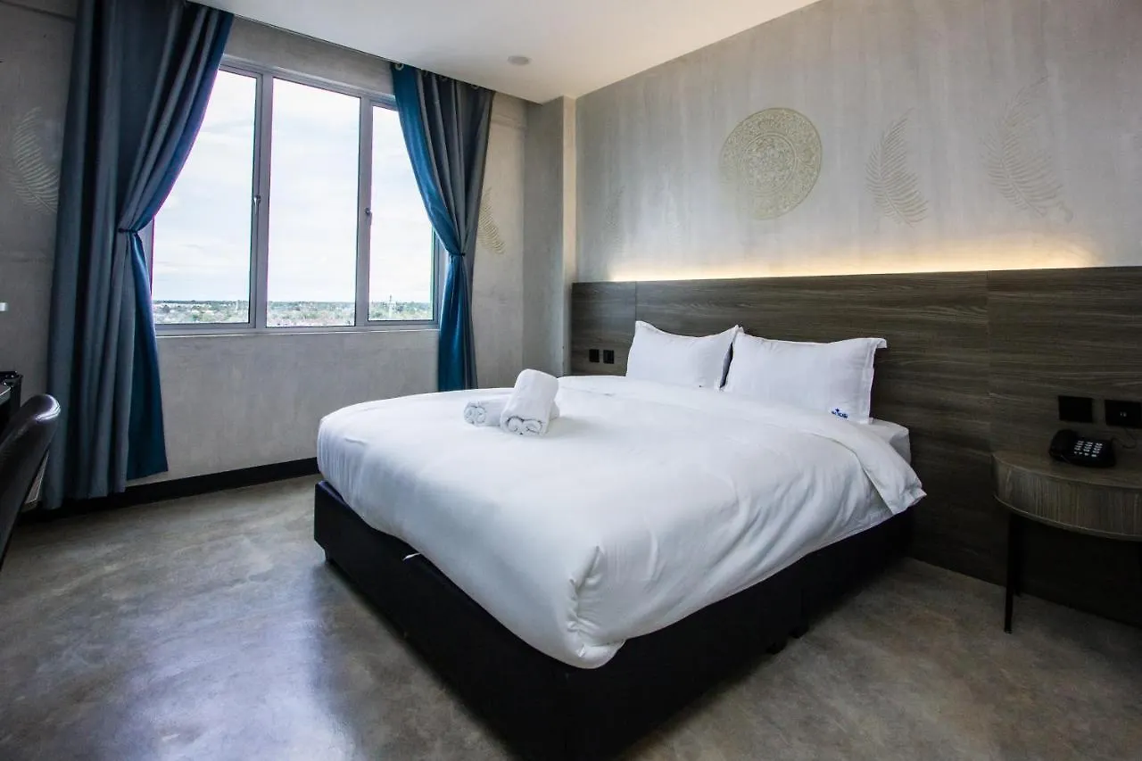 Sri Indar Hotel & Suites Parit Buntar 4*,  Malaysia