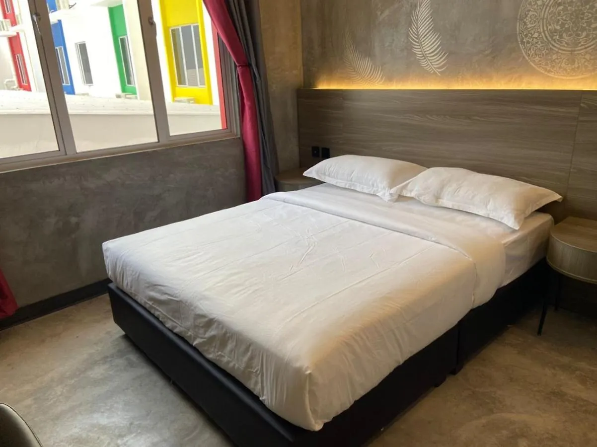 Sri Indar Hotel & Suites Parit Buntar 4*,