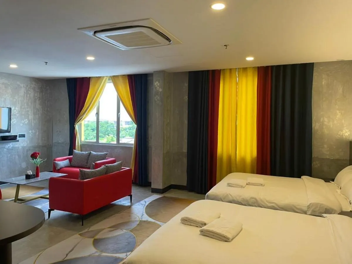 Sri Indar Hotel & Suites Parit Buntar 4*,  Malaysia